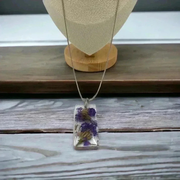 Dried Flowers Forget-Me-Not Resin Dog Tags Statement Neckace Silver Plated chain - Picture 3 of 6